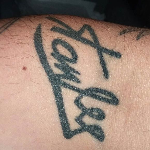 Meet your Posher, Cliff - Picture 1 of 1